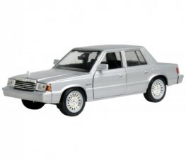Plymouth Reliant 1983 - 1:24 (Silver) MM73336SL  Plymouth Reliant 1983 - 1:24 (Silver) MM73336SL