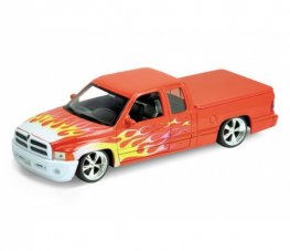 Dodge Ram Quad Cab 1500 Sport Pick UP - 1:24 WL29392LR-W  Dodge Ram Quad Cab 1500 Sport Pick UP - 1:24 WL29392LR-W